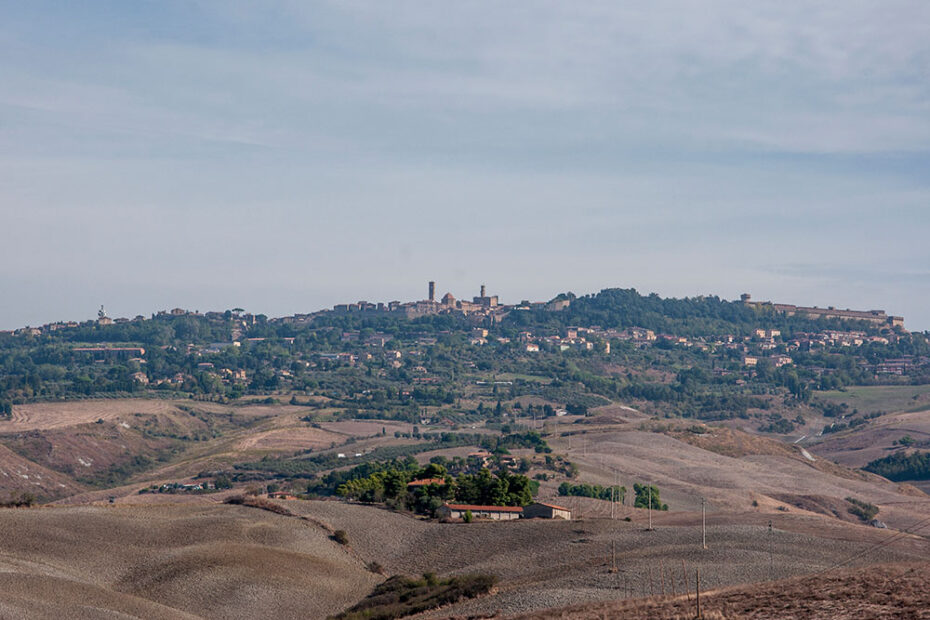 hotel a volterra per pasqua dintorni