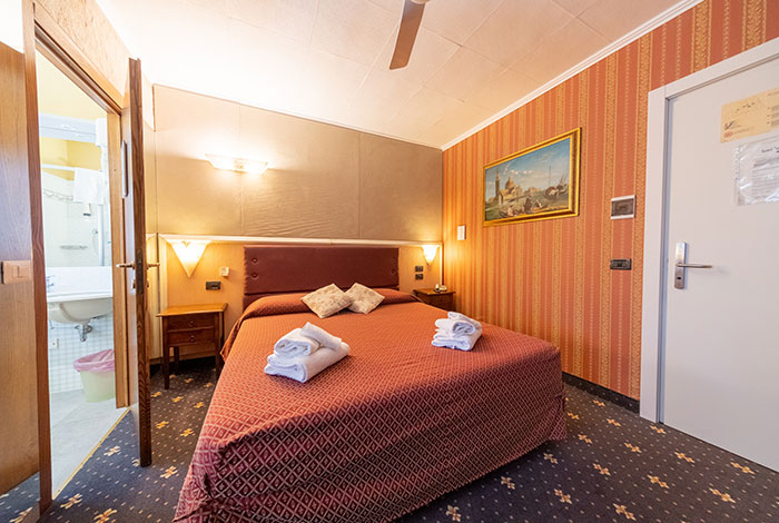 last minute volterra in autunno camere hotel